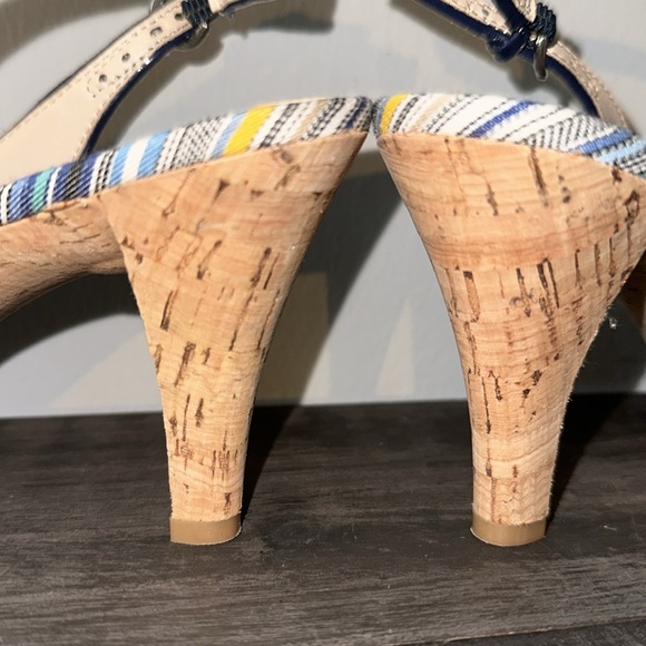 Cute Nine West multi stripe, 3 “ cork heel with open toe.Sz 7 1/2. Never worn. - Picture 5 of 9